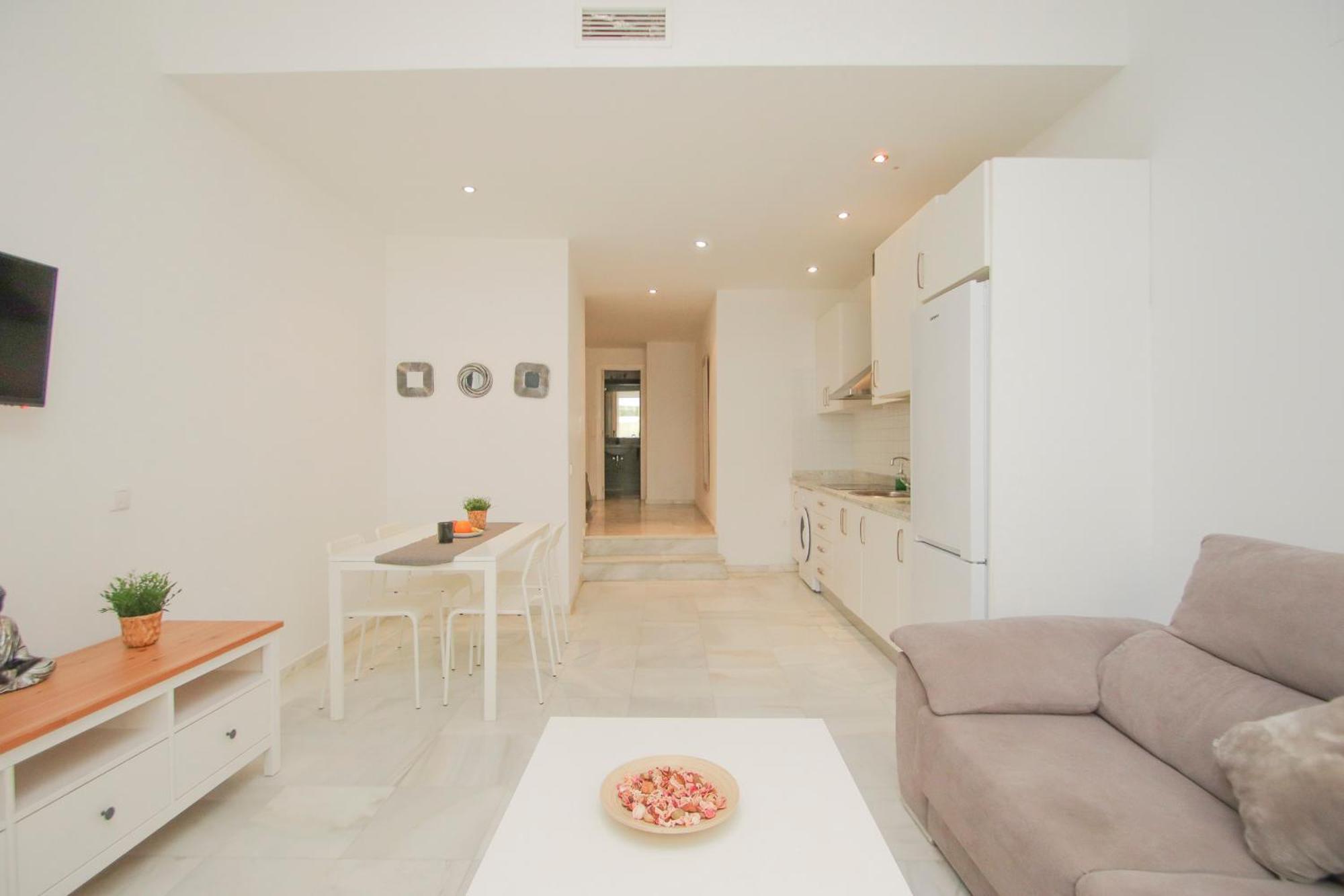Lovely Apt In The City Center - 15M Walk Giralda Seville Exterior photo